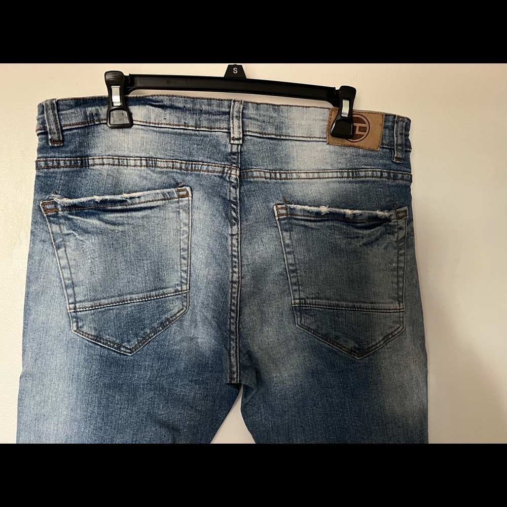 Jeans - Picture 4 of 5